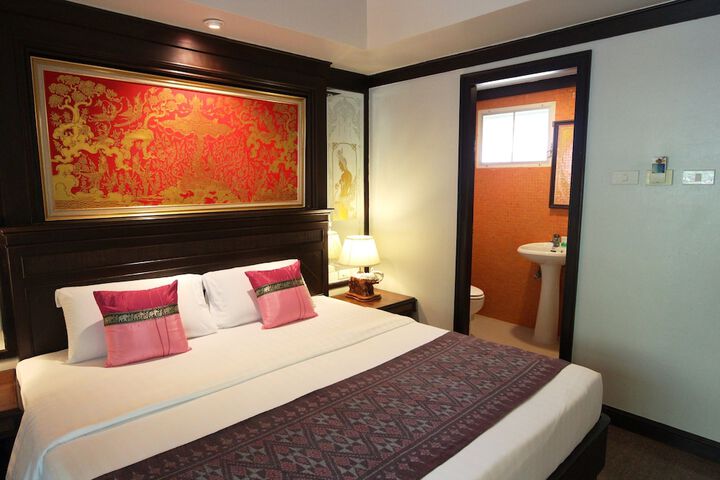 Room 18 of 64