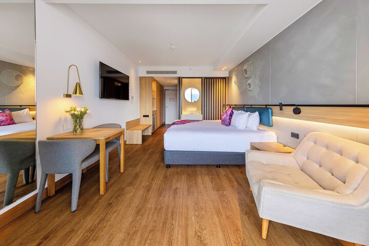 Room 21 of 87