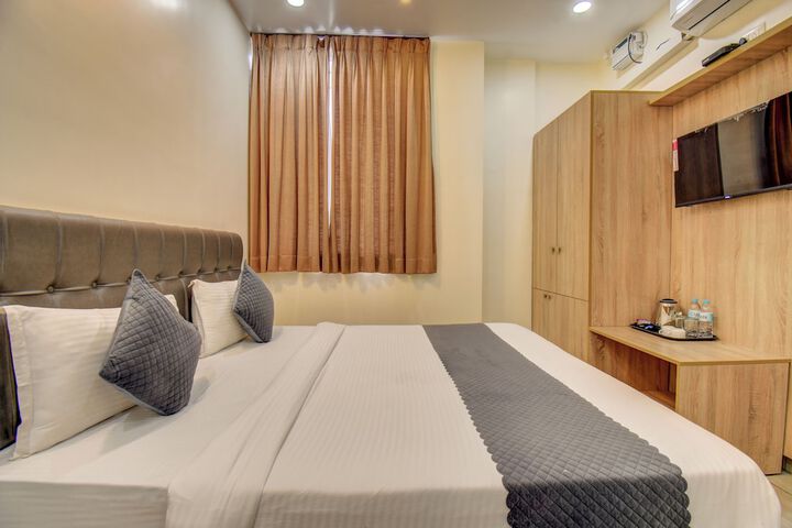 Room 7 of 26