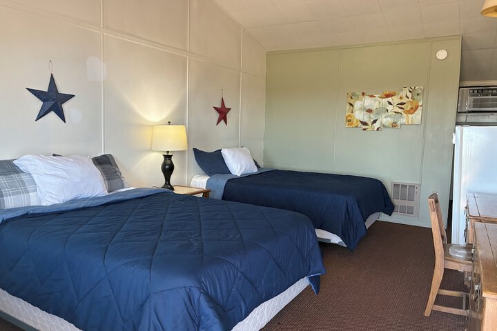 Room 10 of 20