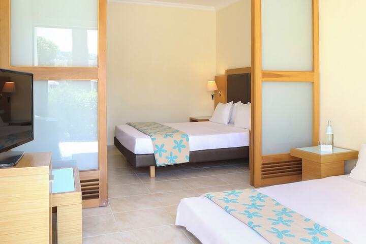 Room 29 of 82