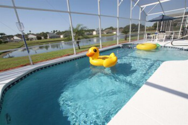Pool 26 of 52