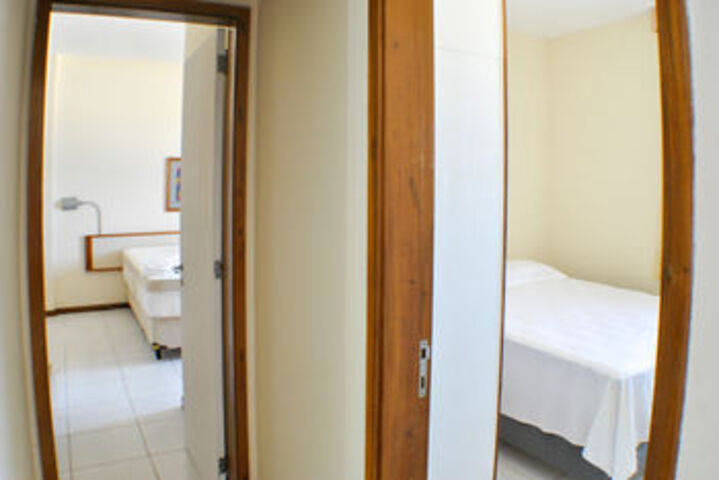 Room 9 of 25