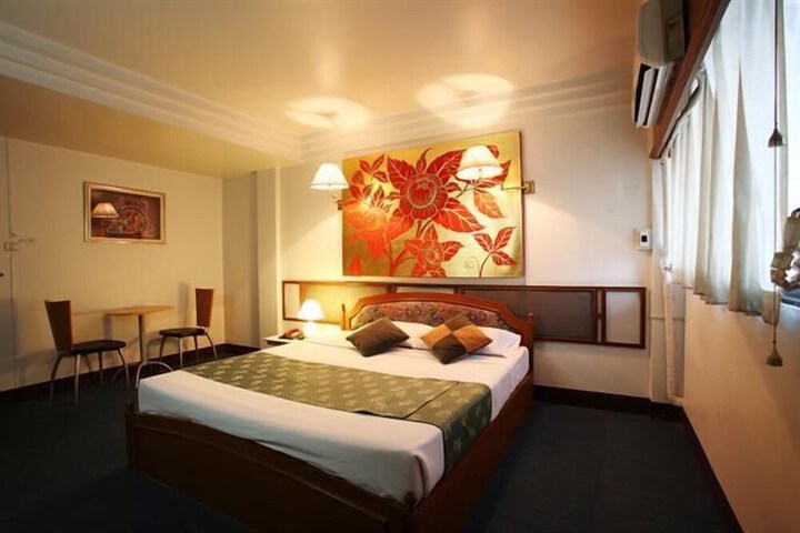 Room 22 of 44