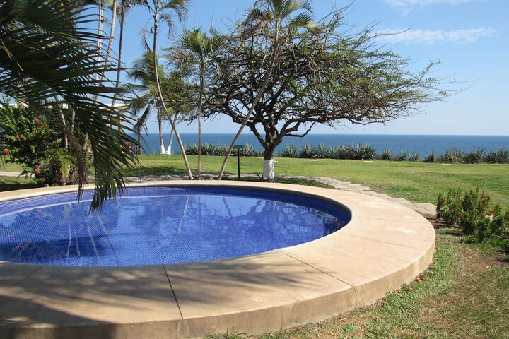 Pool 19 of 65