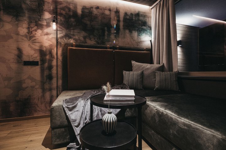 Room 25 of 139