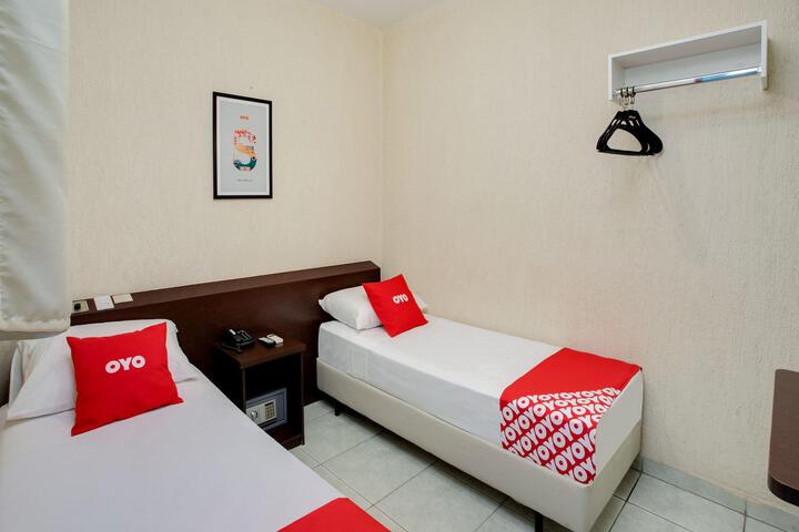 Room 27 of 60