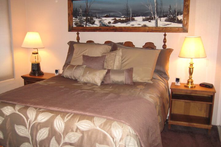 Room 8 of 104