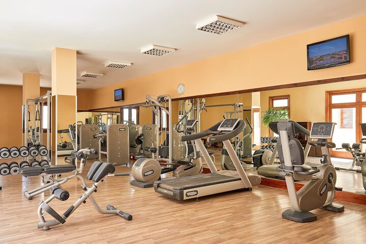 Health and Fitness 70 of 107