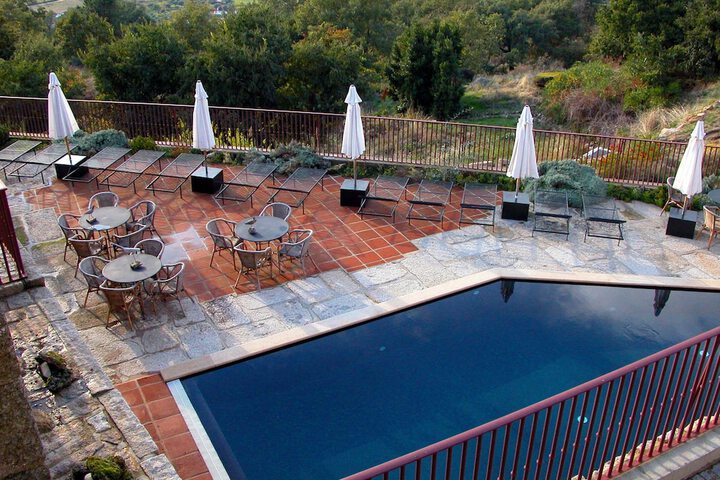Hotel Pool