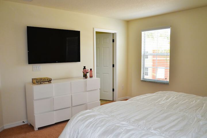 Room 19 of 43