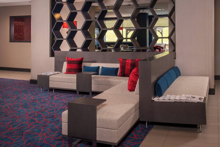 Hotel Interior 6 of 38
