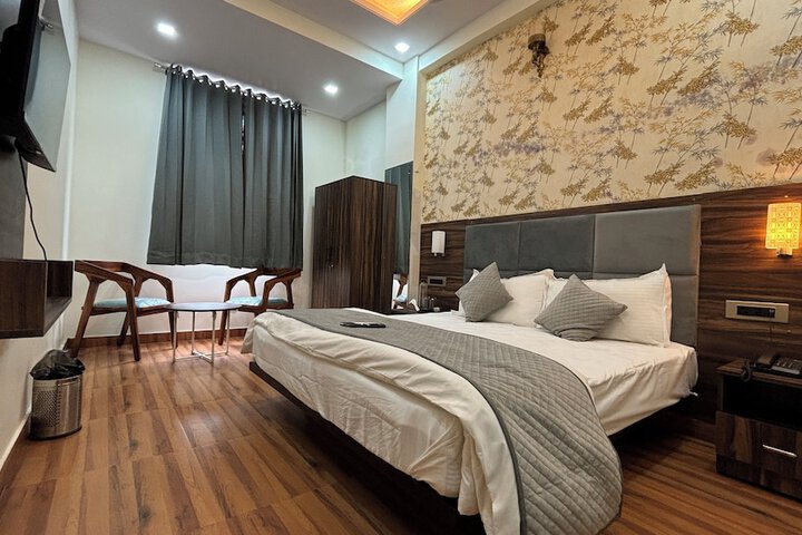 Room 4 of 21