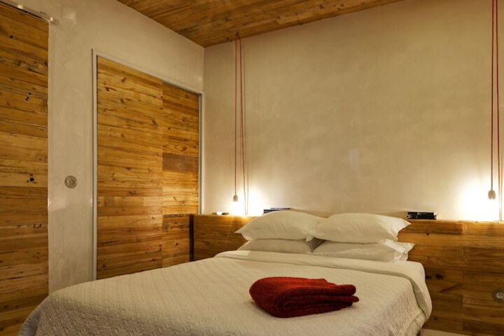 Room 5 of 72