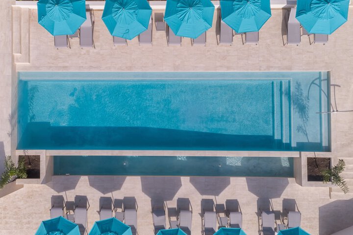 Pool 50 of 81