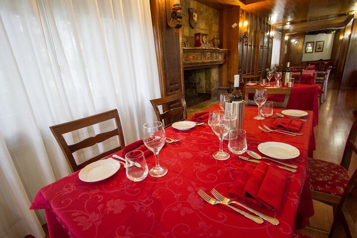 Dining 49 of 62