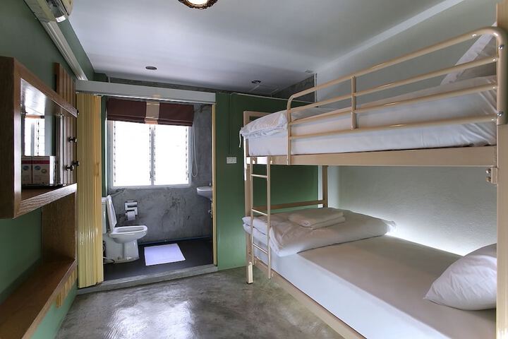 Room 15 of 54