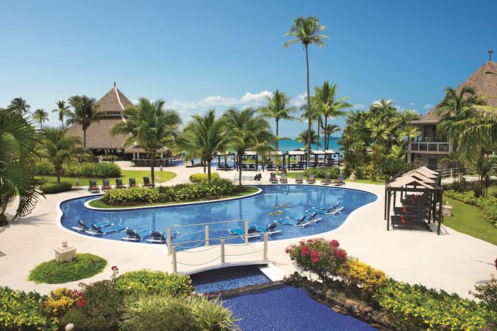 Hotel with Pool