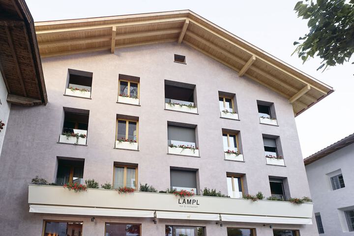 Hotel 55 of 56