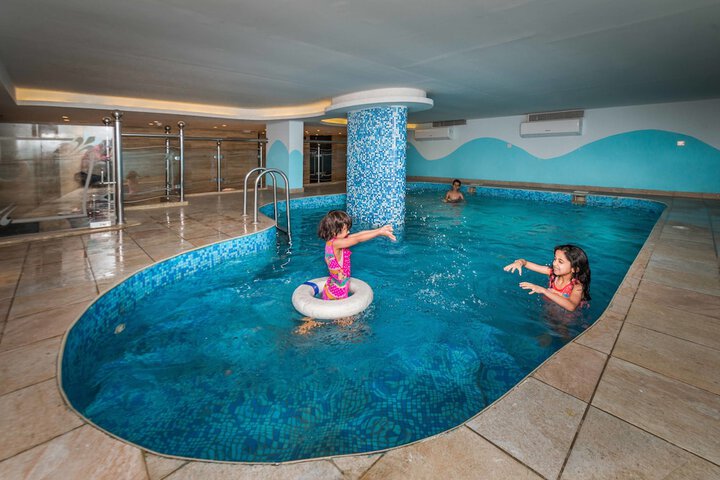 Pool 20 of 46