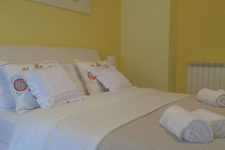 Room 6 of 26