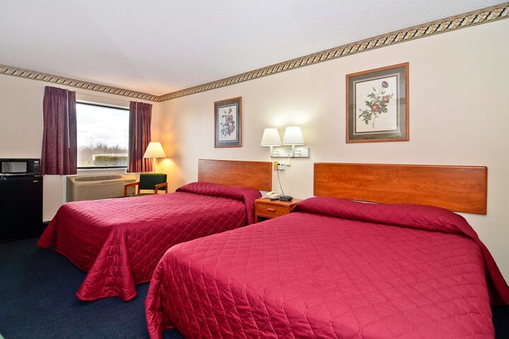 2 Queen Beds (4 of 8)