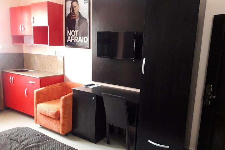 Room 26 of 60