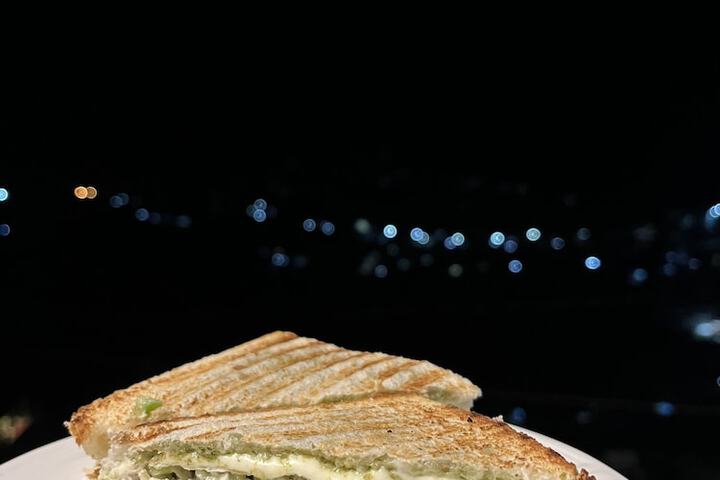 Dining 74 of 113