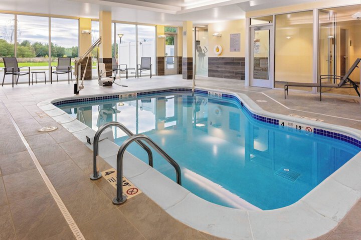 Pool 9 of 18