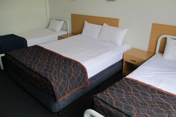 Room 5 of 50