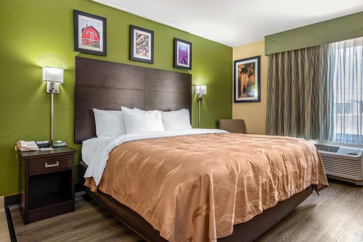 Room 16 of 43