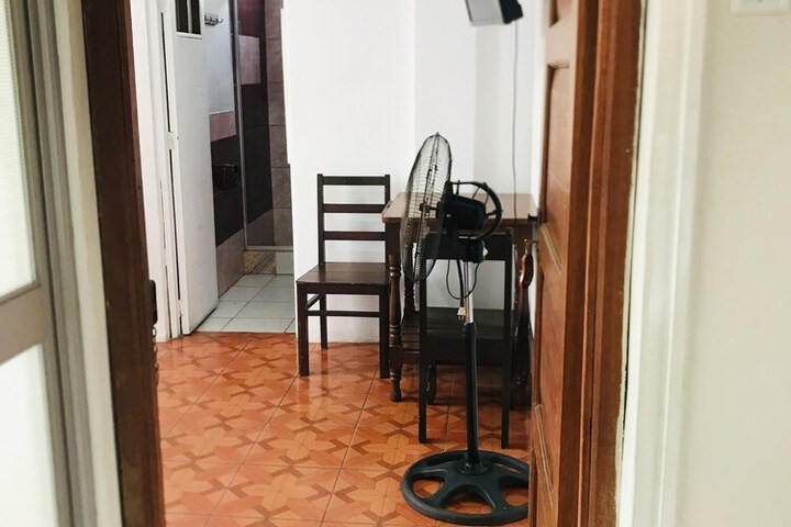 Room 14 of 18