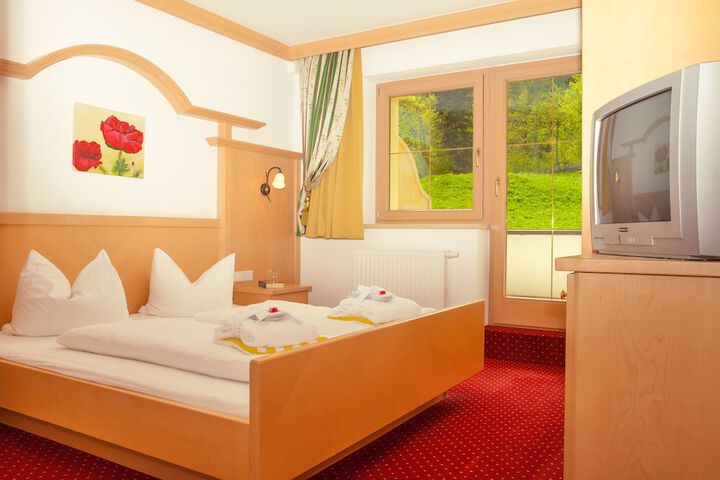 Room 9 of 46