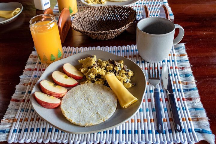 Breakfast/Coffee Service 17 of 23