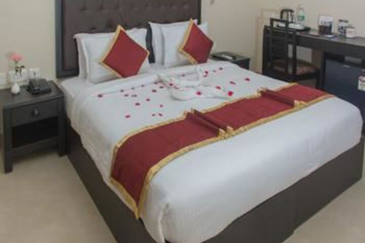 OYO Premium Secretariat Trivandrum
