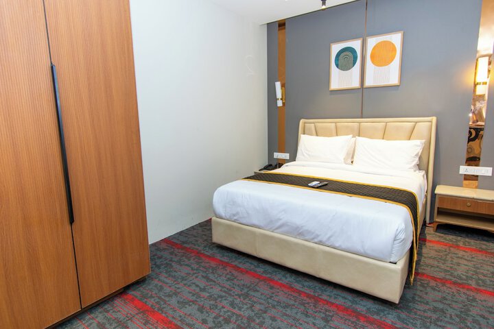 Room 20 of 45