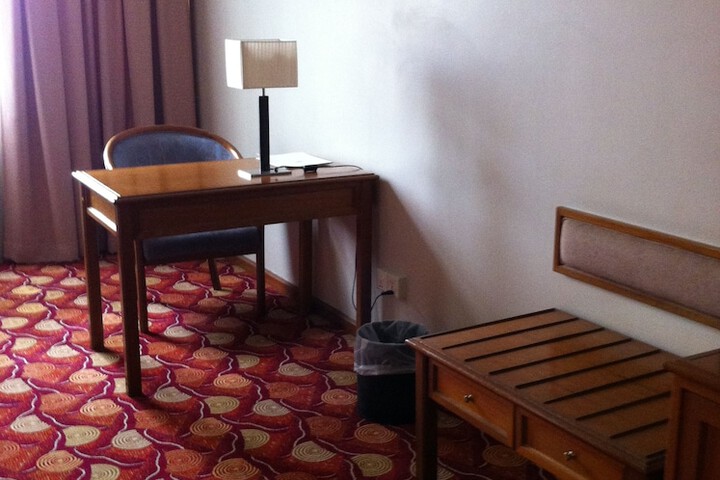 Room 21 of 35