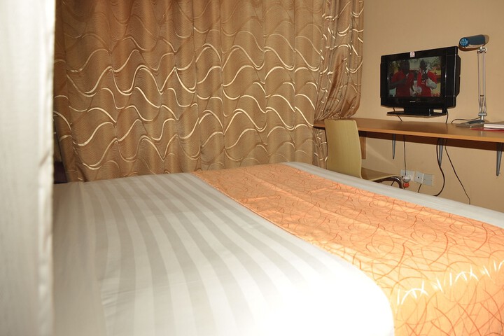 Room 4 of 57