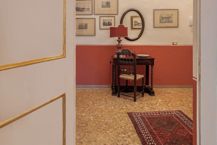 Room 11 of 88