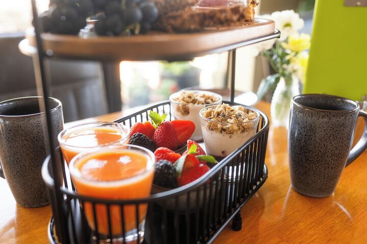 Breakfast/Coffee Service 94 of 118