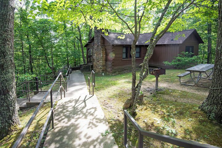 Hotel Exterior 143 of 145