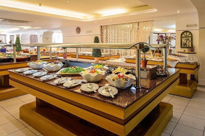 Dining 256 of 340