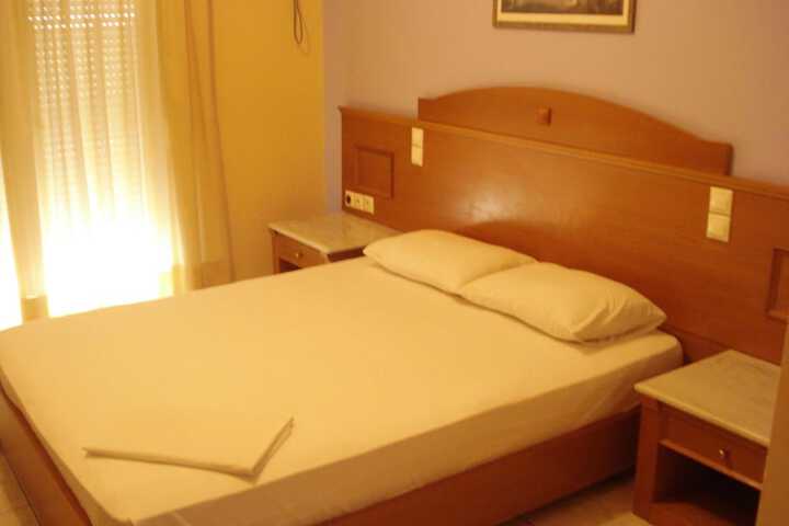 Room 19 of 44