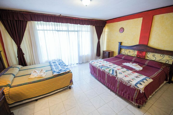 Room 16 of 40