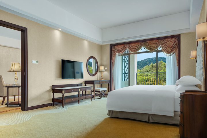 Room 12 of 29