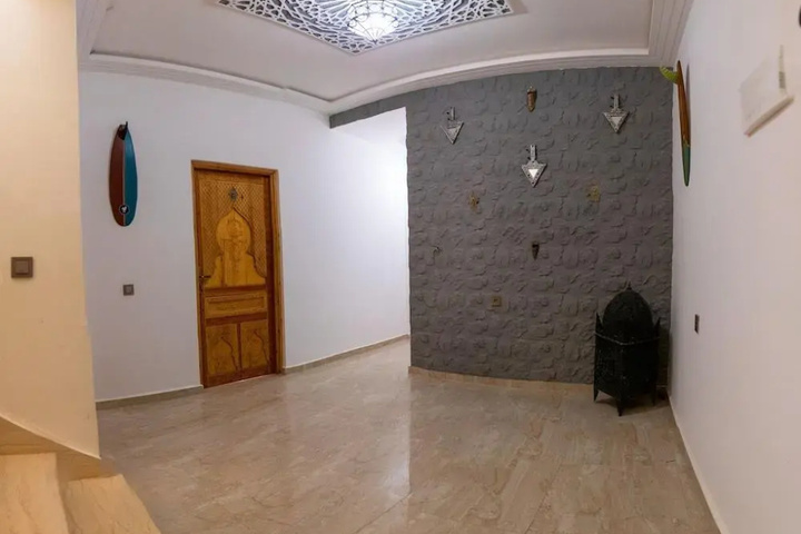 Room 15 of 32