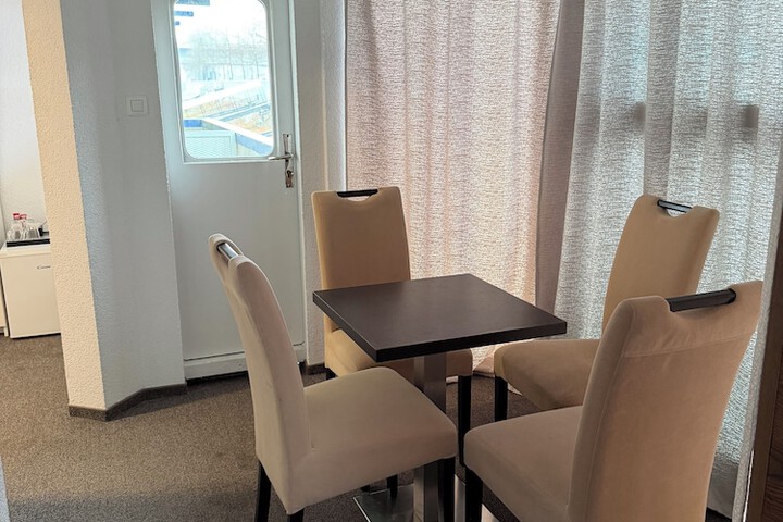 Room 79 of 167