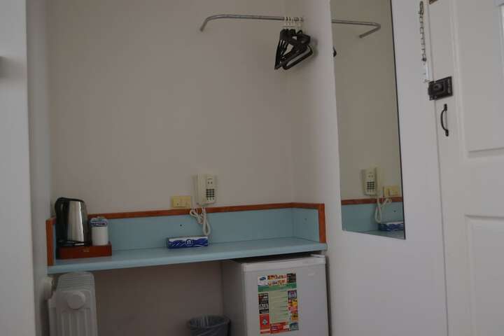Room 25 of 46