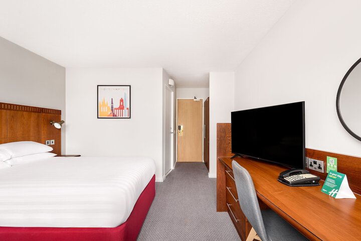 Room 7 of 71