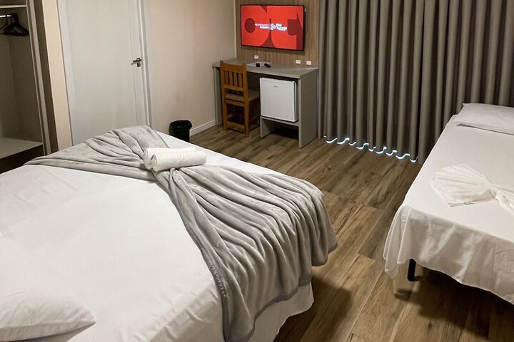 Room 28 of 39